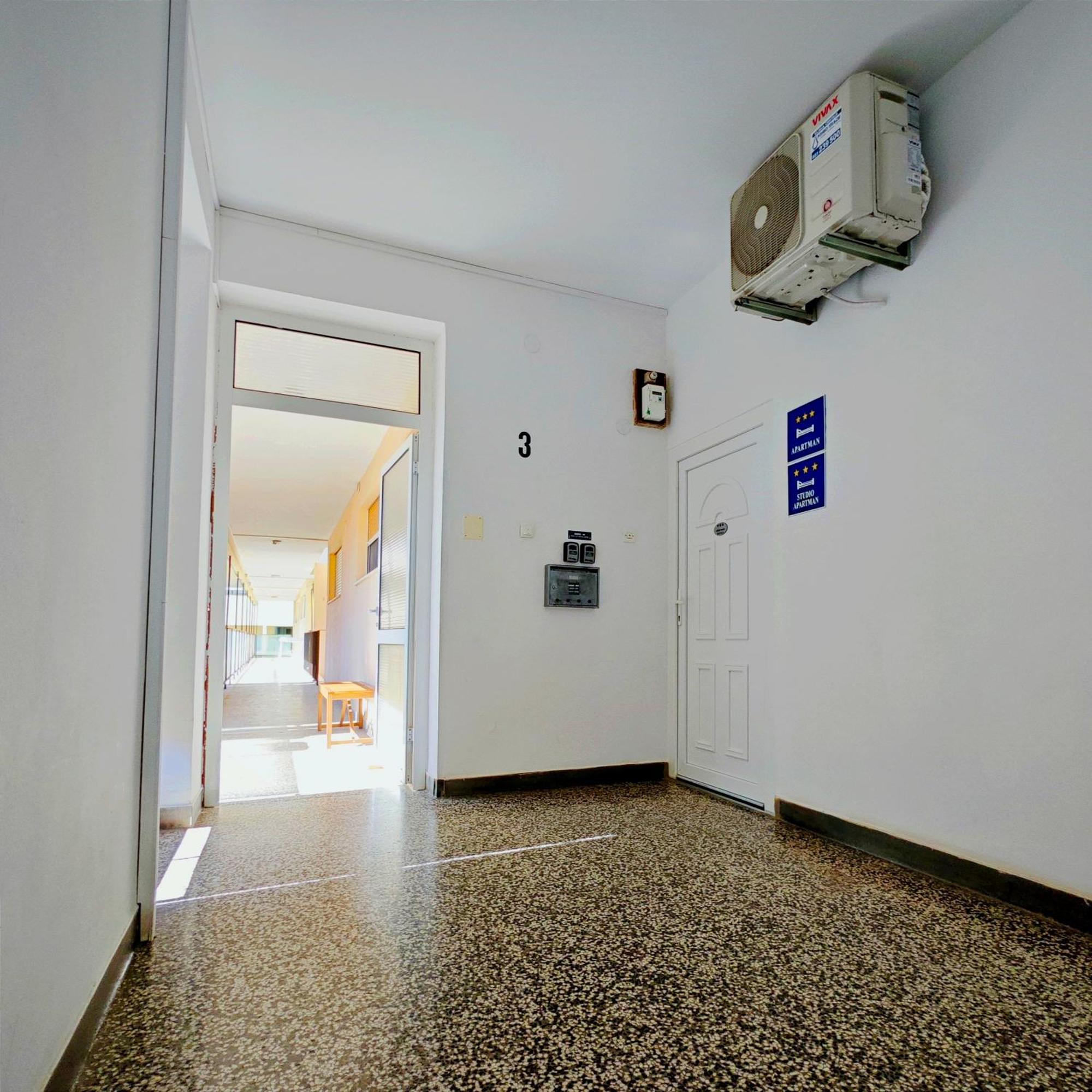 זאדאר Cozy Old Town Apartment מראה חיצוני תמונה